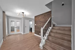 14 E Wandering Oak Dr, The Woodlands, TX 77381 - Photo 8