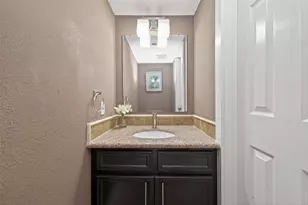 13703 Templar Ln, Sugar Land, TX 77498 - Photo 18