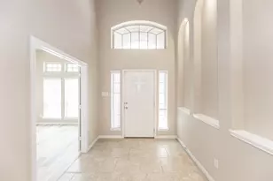 2414 Garden Falls Dr, Conroe, TX 77384 - Photo 6