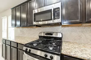 2414 Garden Falls Dr, Conroe, TX 77384 - Photo 18