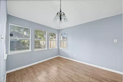 11059 Landsbury Circle, Houston, TX 77099 - Photo 12