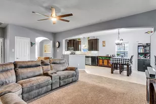 2001 Troon Dr, La Porte, TX 77571 - Photo 10