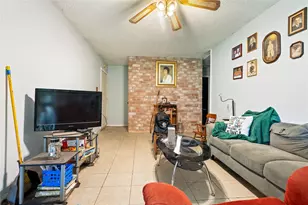 13710 Edgeboro St, Houston, TX 77049 - Photo 6