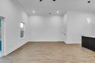 3510 Grassmere St, Houston, TX 77051 - Photo 14