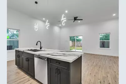 3510 Grassmere Street #A/B, Houston, TX 77051 - Photo 18