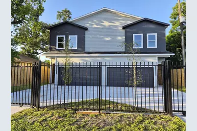 3510 Grassmere Street #A/B, Houston, TX 77051 - Photo 4