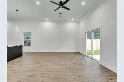 3510 Grassmere Street #A/B, Houston, TX 77051 - Photo 8