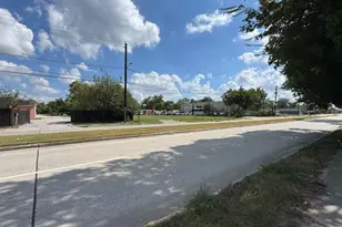 7607 Lockwood Dr, Houston, TX 77016 - Photo 6