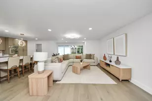 12318 Queensbury Ln, Houston, TX 77024 - Photo 20