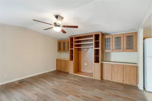 1961 Quality Blvd, Huntsville, TX 77320 - Photo 2