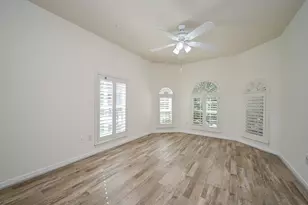 1010 High Ridge Dr, Friendswood, TX 77546 - Photo 28