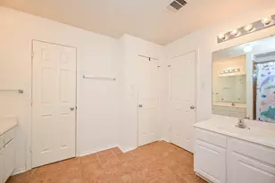 1010 High Ridge Dr, Friendswood, TX 77546 - Photo 26