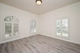 1010 High Ridge Dr, Friendswood, TX 77546 - Photo 24