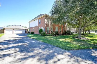 1010 High Ridge Drive, Friendswood, TX 77546 - Photo 32