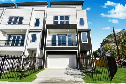 3233 Tuam Street, Houston, TX 77004 - Photo 1