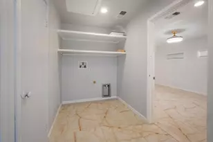 3203 Golden Willow Dr, Houston, TX 77339 - Photo 38