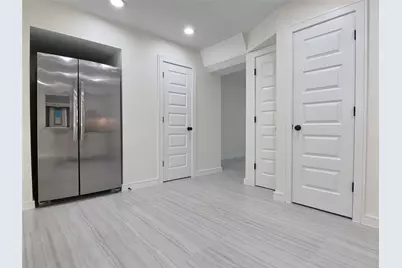 1625 Ball, Galveston, TX 77550 - Photo 8