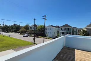 1625 Ball, Galveston, TX 77550 - Photo 26