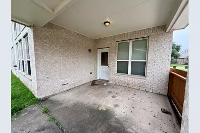 12501 Peppercreek Ln, Pearland, TX 77584 - Photo 4