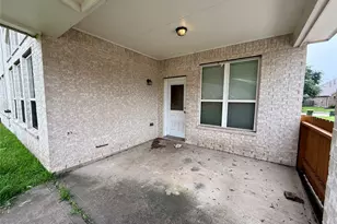 12501 Pepper Creek Ln, Pearland, TX 77584 - Photo 4
