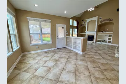 12501 Peppercreek Ln, Pearland, TX 77584 - Photo 20