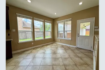 12501 Peppercreek Ln, Pearland, TX 77584 - Photo 20