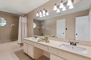 3214 Candlewood Ln, Montgomery, TX 77356 - Photo 12