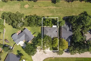 3214 Candlewood Ln, Montgomery, TX 77356 - Photo 18