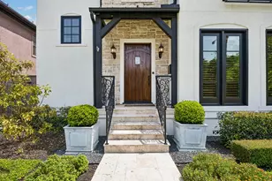 4439 Betty St, Bellaire, TX 77401 - Photo 2