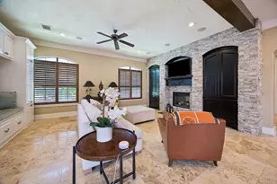 4439 Betty St, Bellaire, TX 77401 - Photo 10
