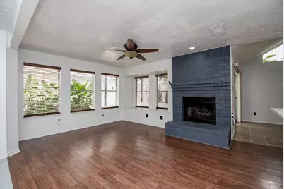 8715 Vinkins Road, Houston, TX 77071 - Photo 12
