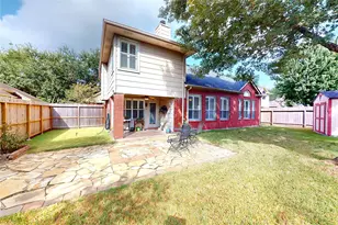 110 Cloudbridge Dr, League City, TX 77573 - Photo 24