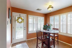 110 Cloudbridge Dr, League City, TX 77573 - Photo 12