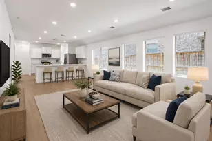 2011 Ballesteros St, Crosby, TX 77532 - Photo 4