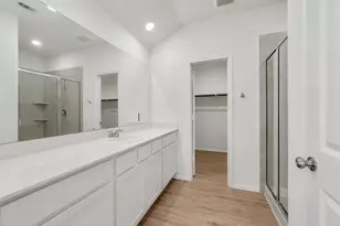 2011 Ballesteros St, Crosby, TX 77532 - Photo 14