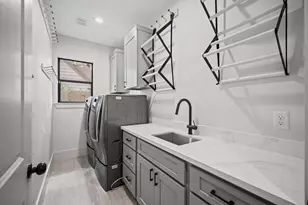 10135 Kerrwood Ln, Houston, TX 77080 - Photo 30