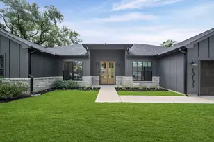 10135 Kerrwood Ln, Houston, TX 77080 - Photo 2
