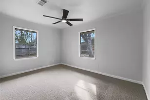 906 Central Ave, Pasadena, TX 77502 - Photo 14