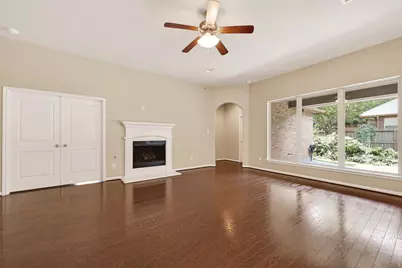 111 Pheasant Run Drive, Conroe, TX 77384 - Photo 12