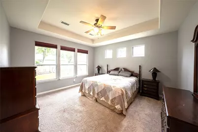 31 W Prairie Dawn Circle, Conroe, TX 77385 - Photo 14