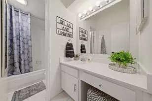 2100 Tanglewilde St, Houston, TX 77063 - Photo 16