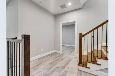 1122 W 16th Street #D, Houston, TX 77008 - Photo 4