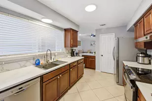 16235 Olive Glen Dr, Houston, TX 77082 - Photo 18