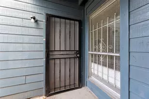 10001 Westpark Dr, Houston, TX 77042 - Photo 20