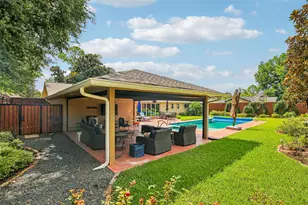 1429 Waseca St, Houston, TX 77055 - Photo 40