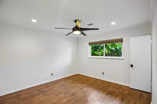 1429 Waseca St, Houston, TX 77055 - Photo 26