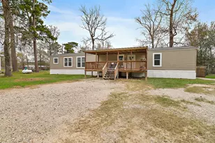 13106 Maplewood Ln, Old River-Winfree, TX 77535 - Photo 30