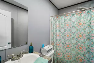 13106 Maplewood Ln, Old River-Winfree, TX 77535 - Photo 18