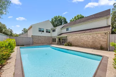 15742 Walkwood Drive, Houston, TX 77079 - Photo 40