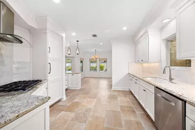 15742 Walkwood Drive, Houston, TX 77079 - Photo 20